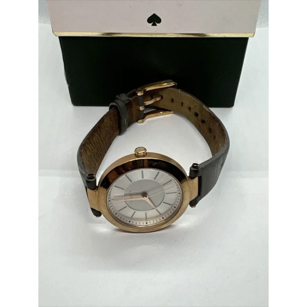 DKNY Stanhope NY-2296 Women's Grey Leather Analog Dial Quartz Wrist Watch JNA171